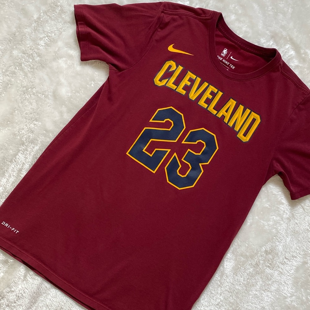 Labron James Cleveland Nike dri fit t-shirt